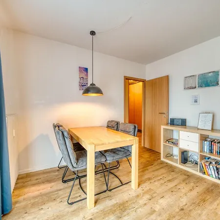 - Haus D, App 0deg07